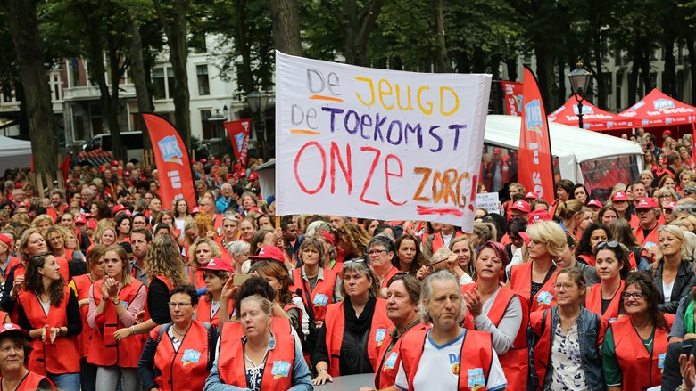 demonstratie jeugdzorg. bron: fnv.nl